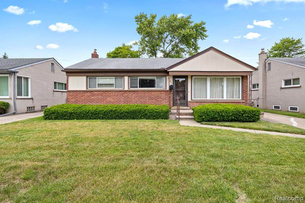 33072 Sheridan - Photo 1