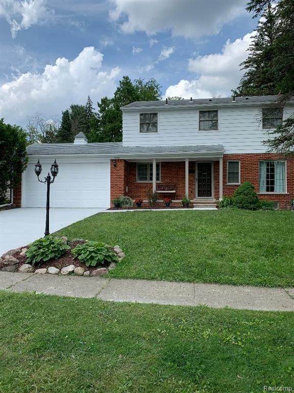 32010 Valley View - Photo 1