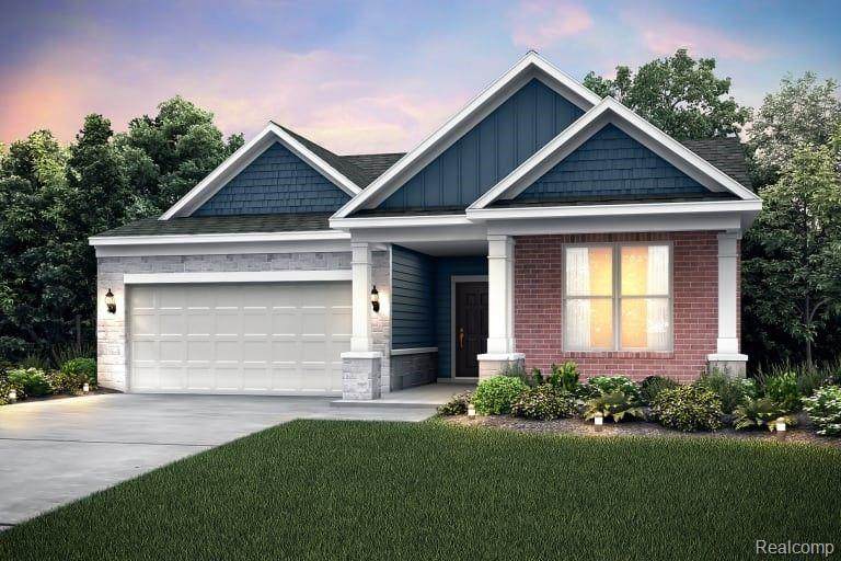 3327 Roslyn - Photo 1