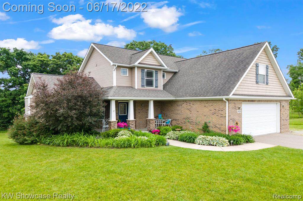 2909 Clivedon - Photo 1