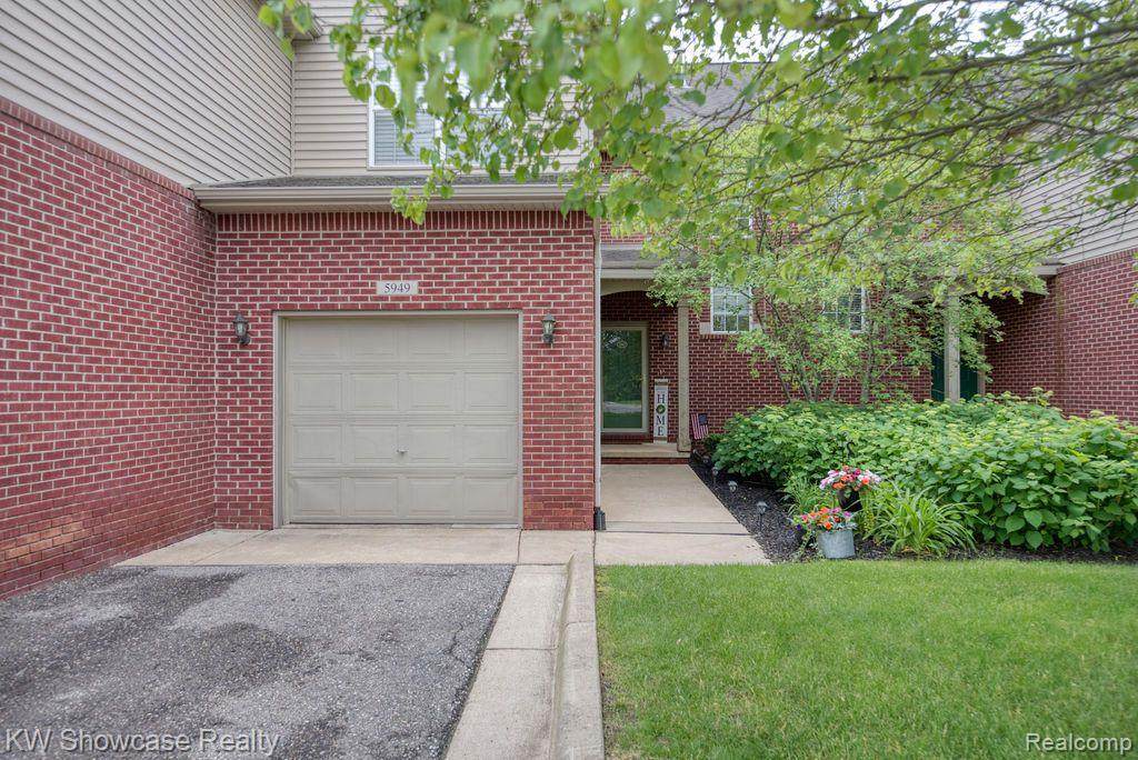 5949 High Point Court - Photo 1