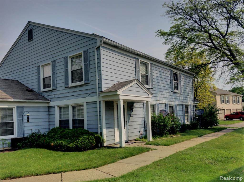 2654 Wildwood - Photo 1