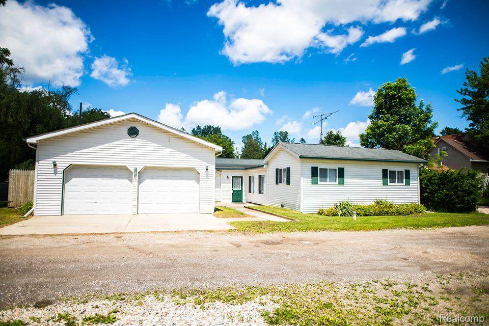 4187 Pleasant - Photo 1