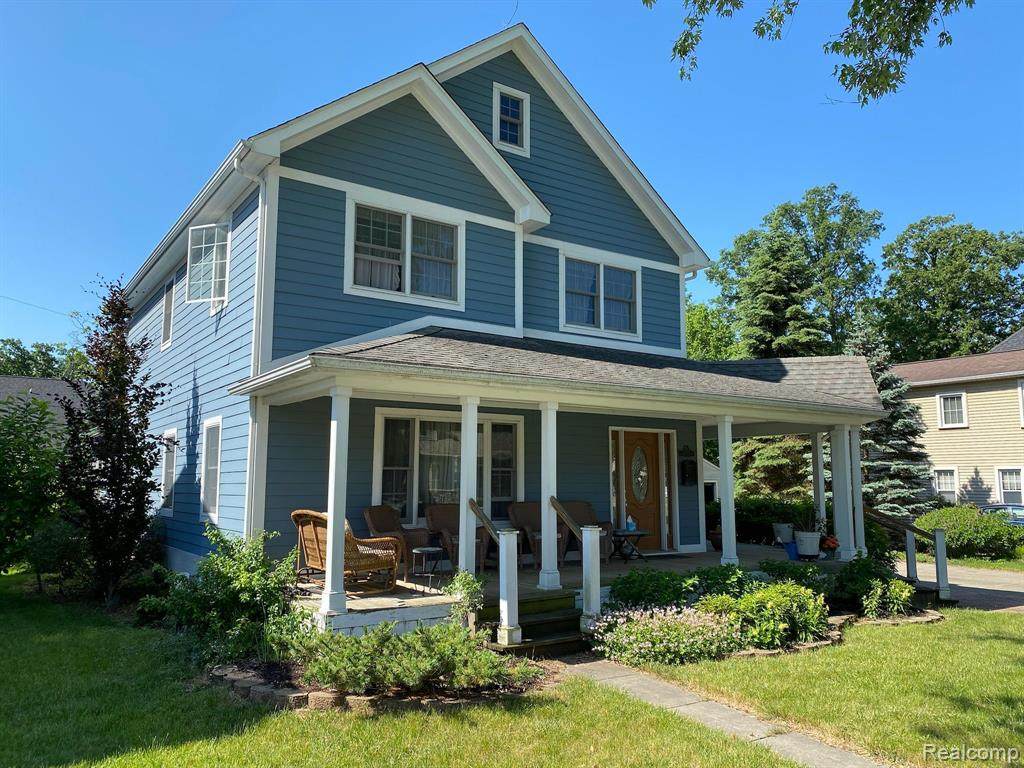 1117 Beech - Photo 1