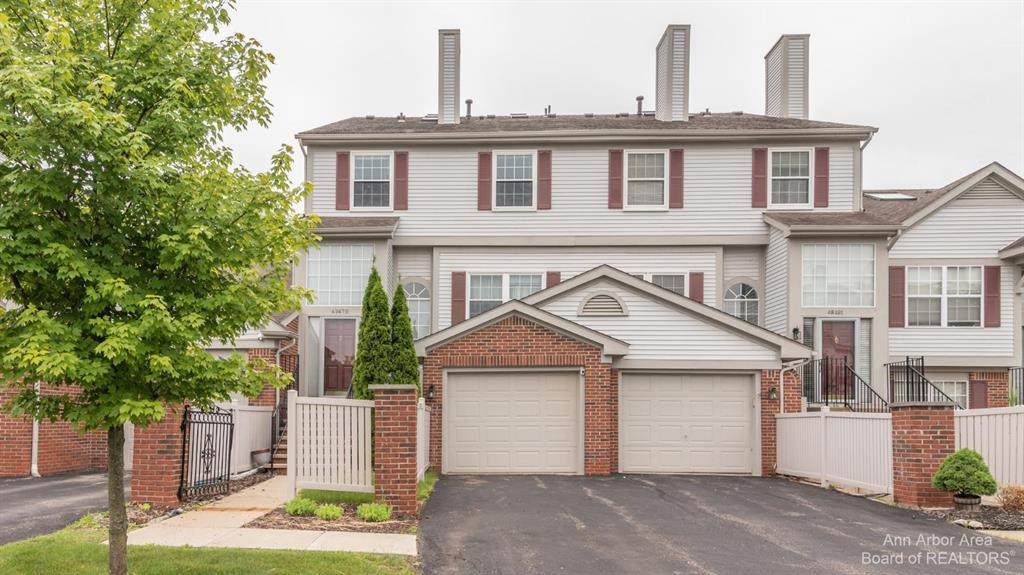 49479 Pointe Crossing - Photo 1