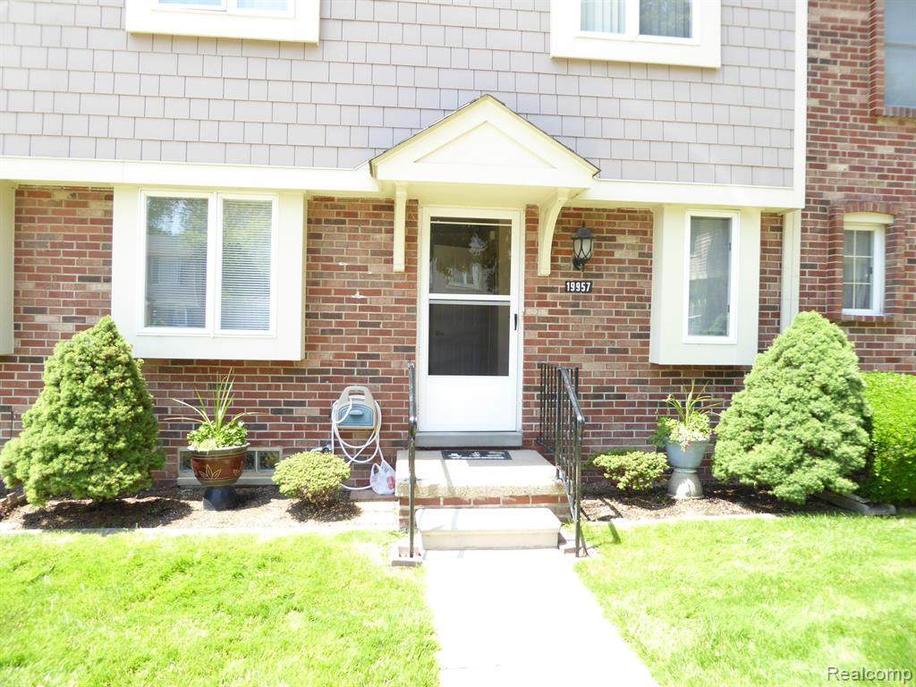 19957 Great Oaks Circle S - Photo 1
