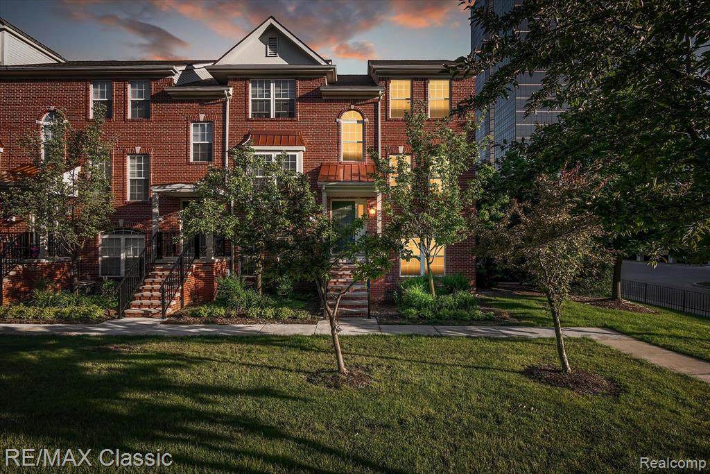 25450 Saint James - Photo 1