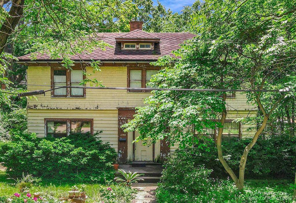 1702 Hill - Photo 1