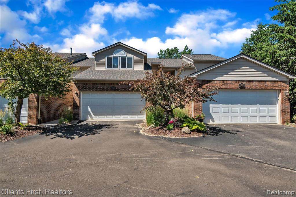 515 Reese - Photo 1