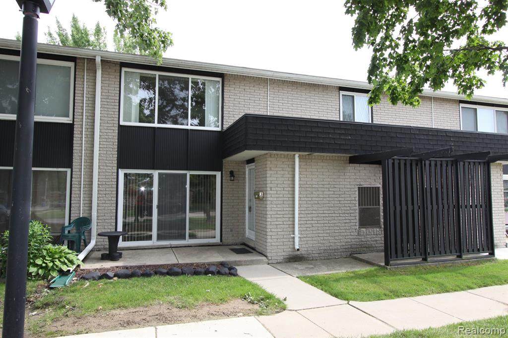 30173 Lorraine - Photo 1