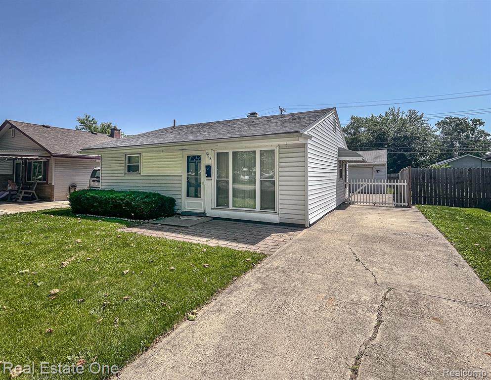 7919 Monroe - Photo 1