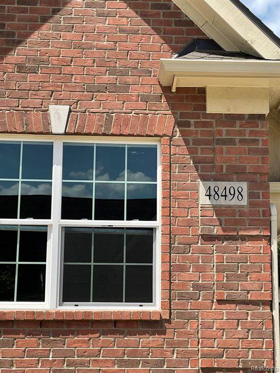 48498 Eastbridge - Photo 1