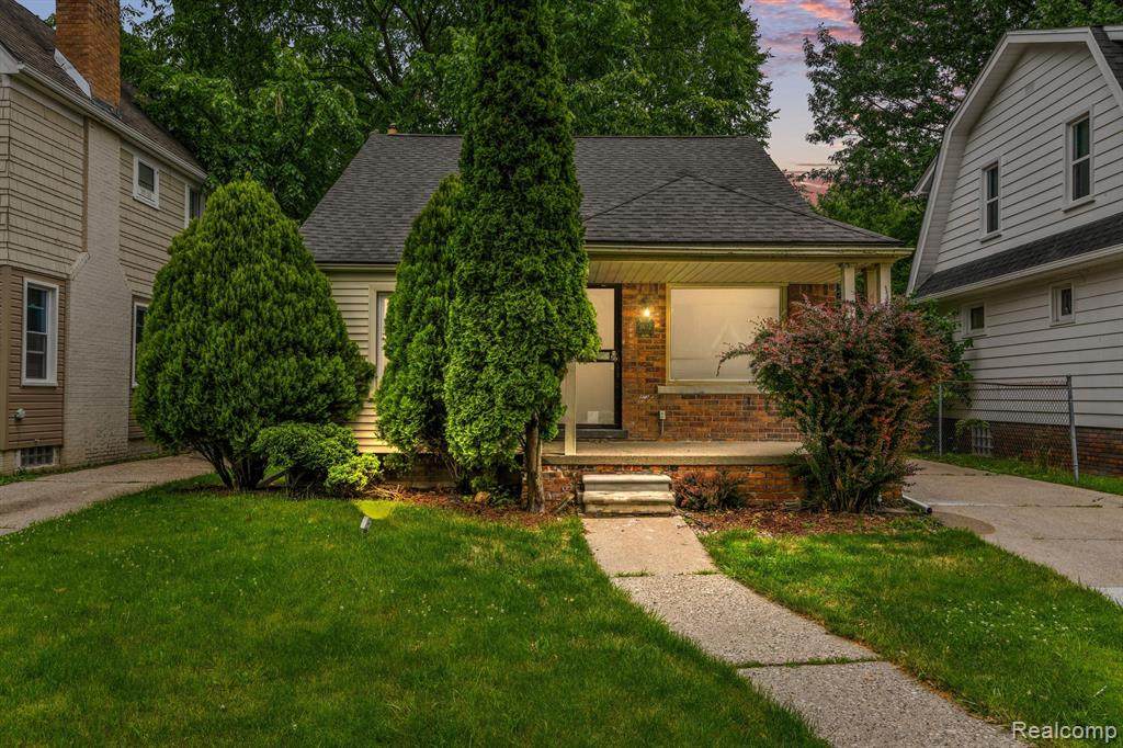 3632 Three Mile - Photo 1
