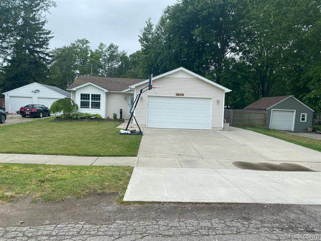 1634 Connecticut - Photo 1