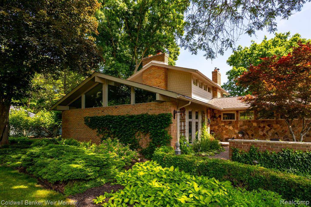 44119 Brookwood - Photo 1