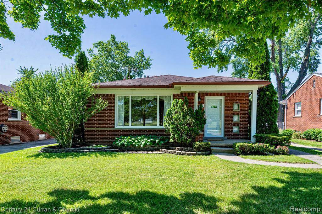 1222 Montrose - Photo 1