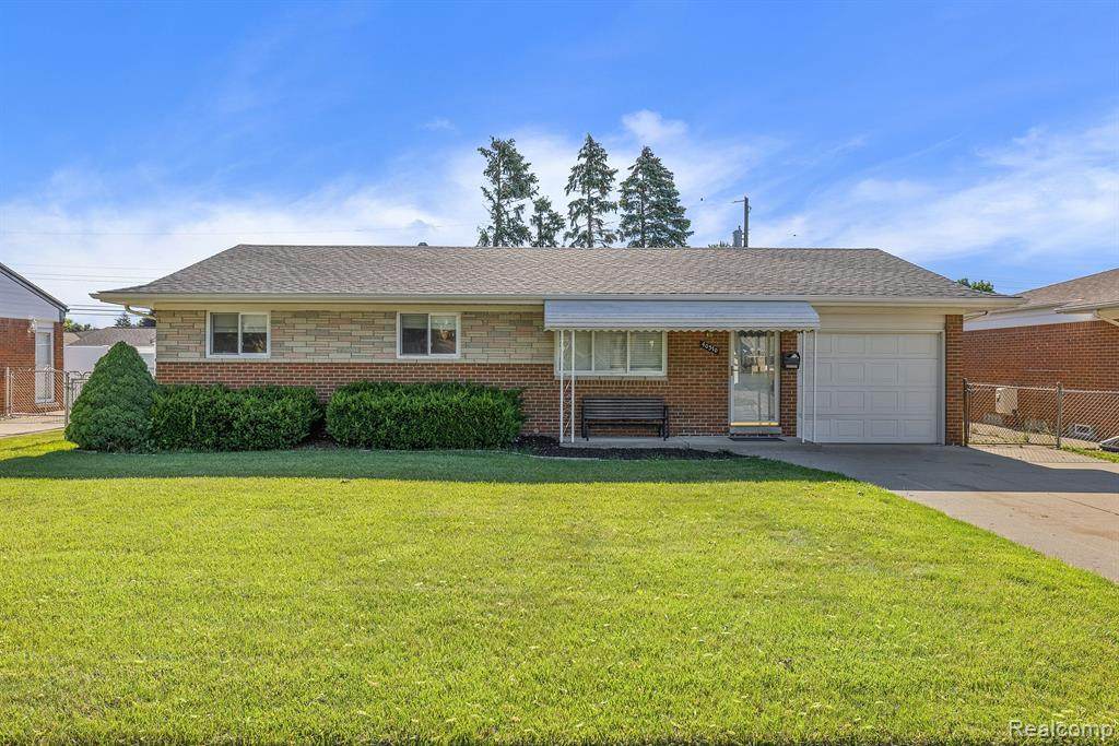 40310 Lexington Park - Photo 1