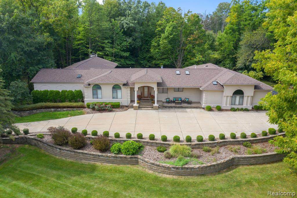 5720 Bloomfield Glens - Photo 1