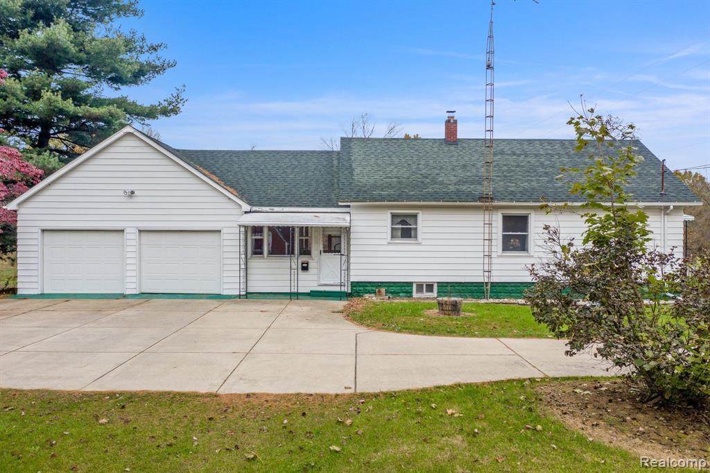 2658 Hawkins - Photo 1