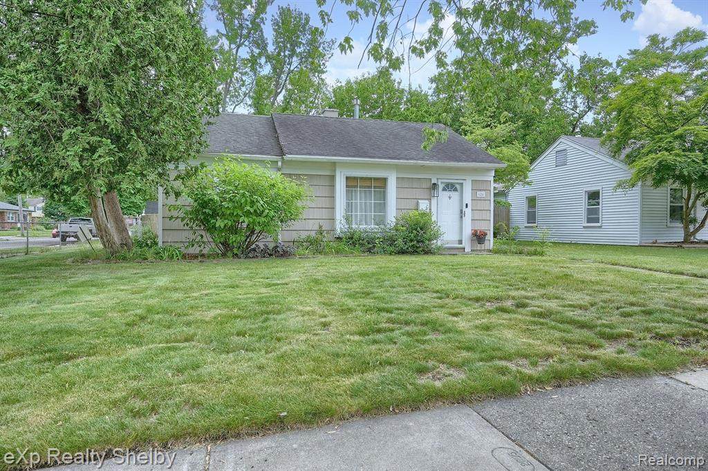 626 Windemere - Photo 1