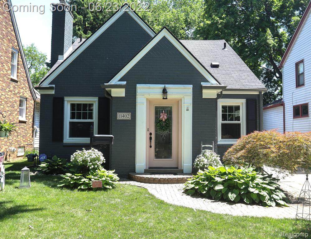 11402 Berwick - Photo 1