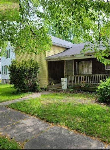 2140 2ND - Photo 1