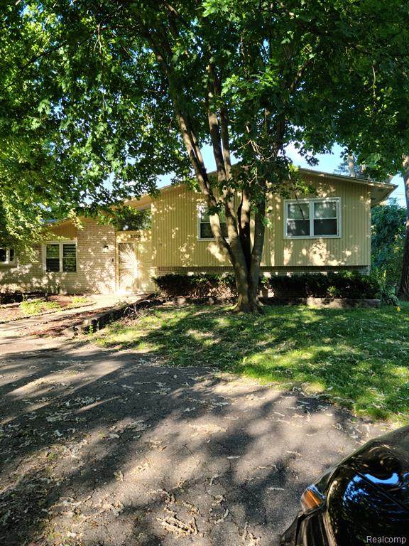 28290 Inkster - Photo 1