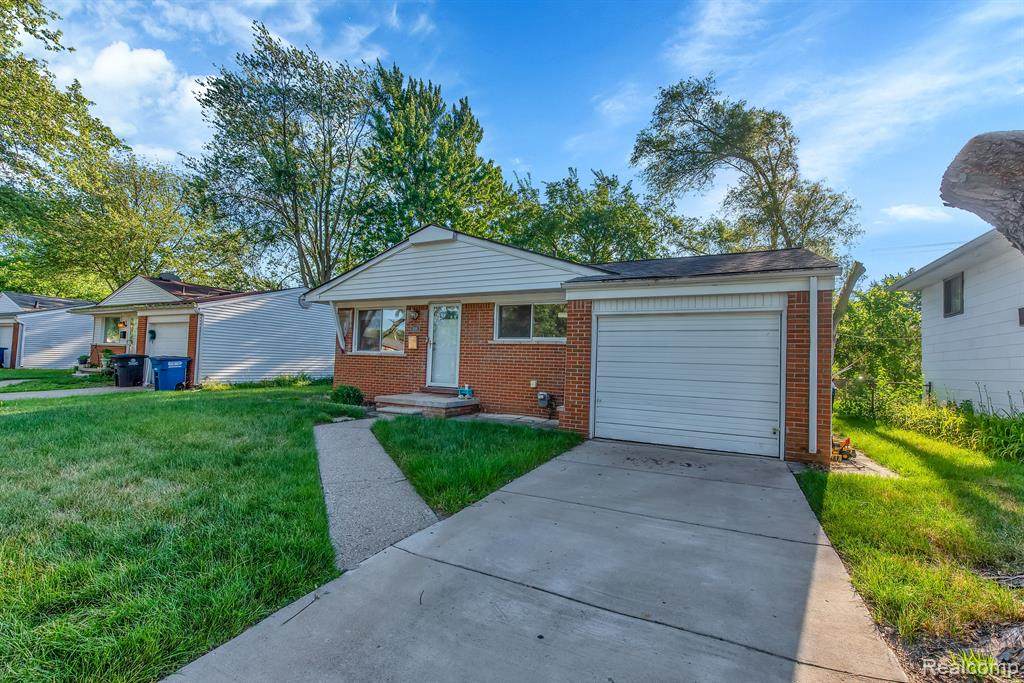 1540 Berry - Photo 1