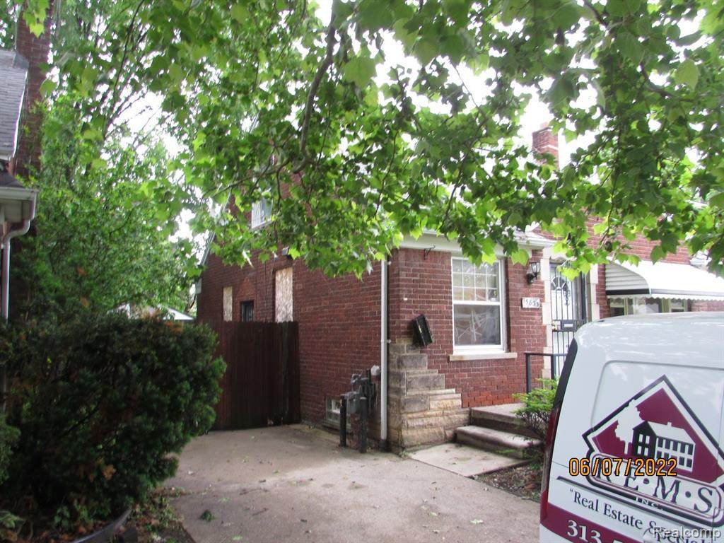 15833 Bringard - Photo 1
