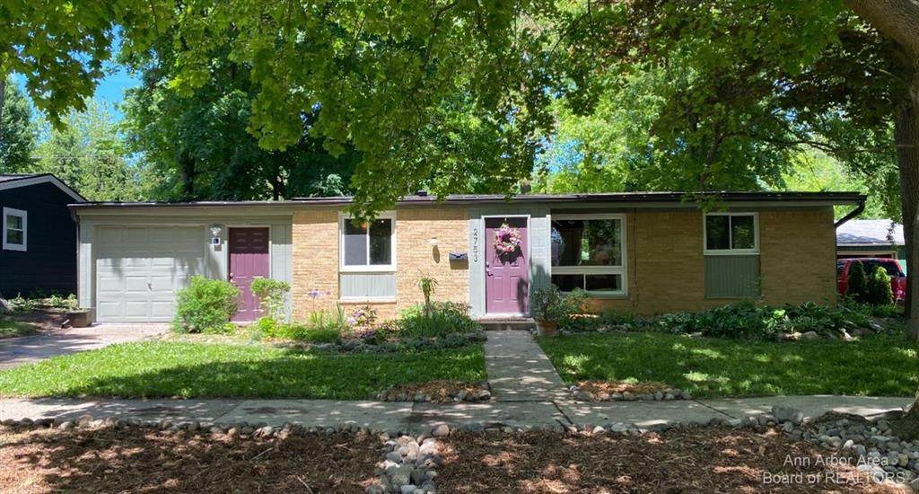 2753 Cumberland - Photo 1