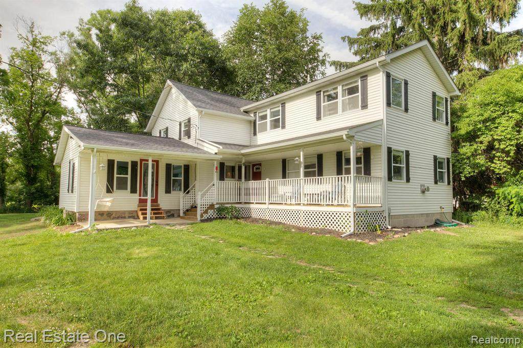 6017 Byron - Photo 1