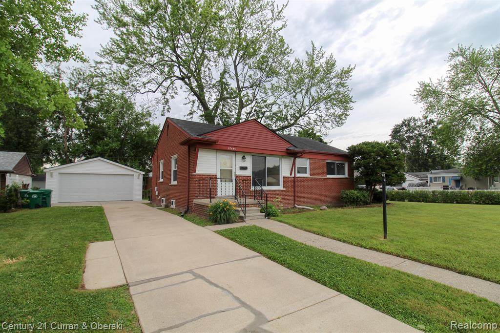 27445 Windsor - Photo 1