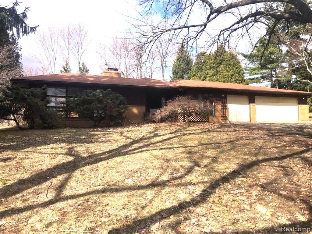1440 Square Lake - Photo 1