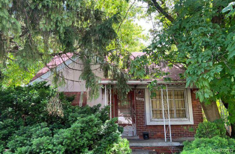 18508 Archdale - Photo 1