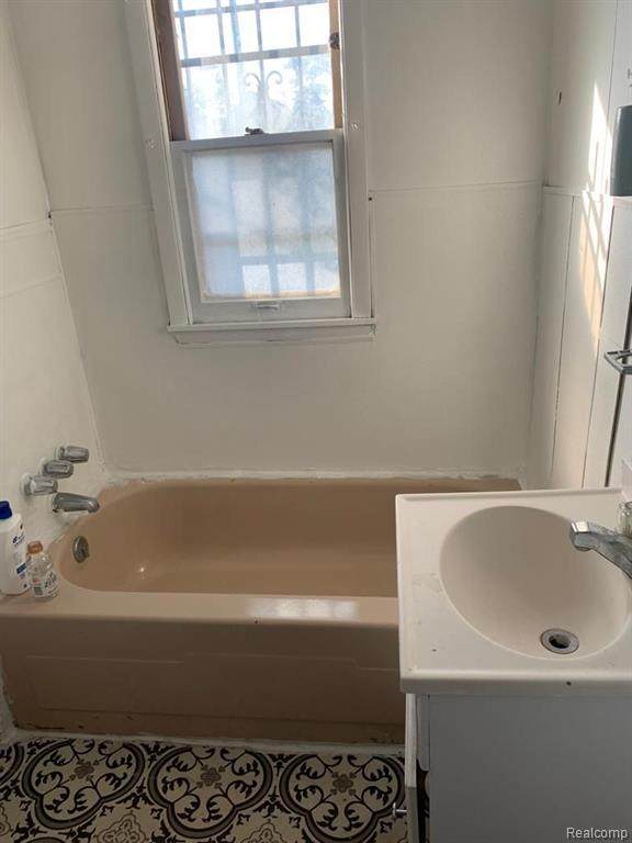 5075 Harold St - Photo 1