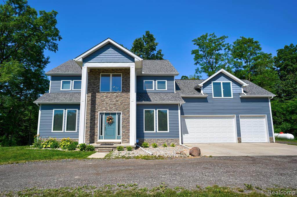 9099 Hartland - Photo 1