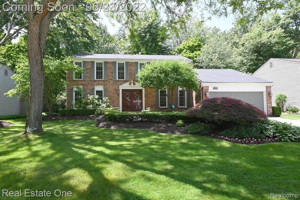 21671 Shadybrook - Photo 1