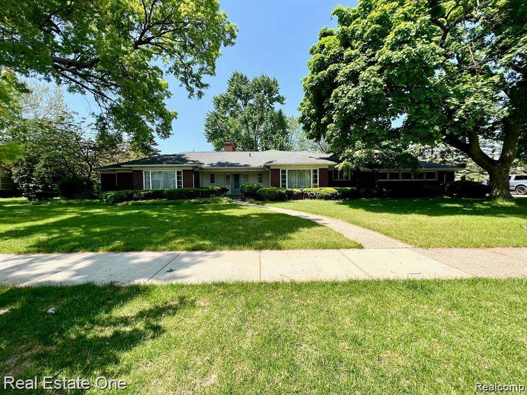 510 Ridgemont - Photo 1