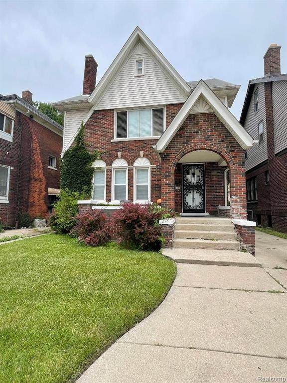 3260 Pasadena - Photo 1