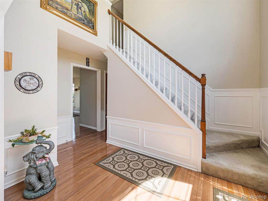 48682 Rockefeller - Photo 1