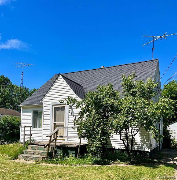 3811 Huggins - Photo 1