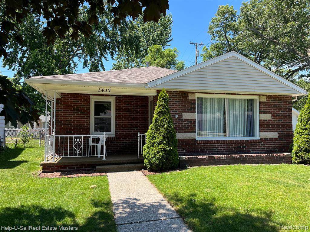 3439 Maple - Photo 1