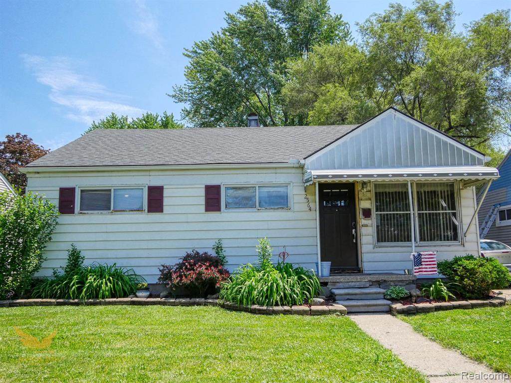 2564 Greenfield - Photo 1