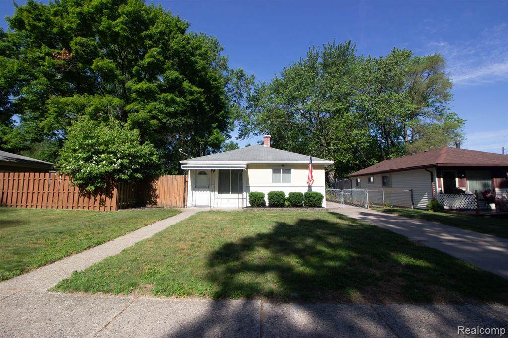 18173 Deering - Photo 1
