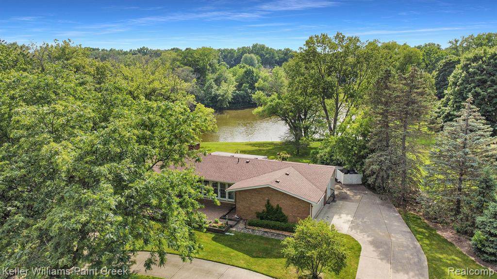 267 Shagbark - Photo 1