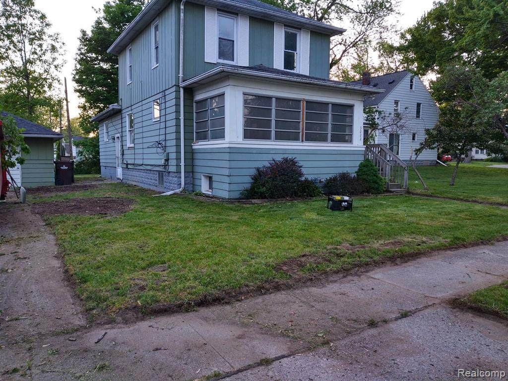 3222 3RD - Photo 1