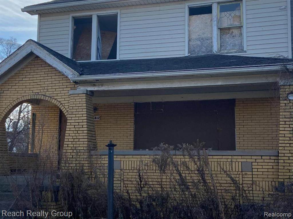 13812 Glenwood - Photo 1