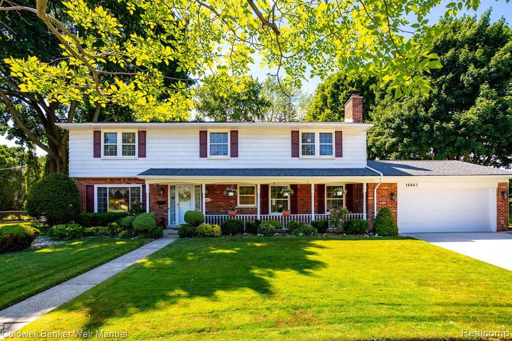 16867 Fairway - Photo 1