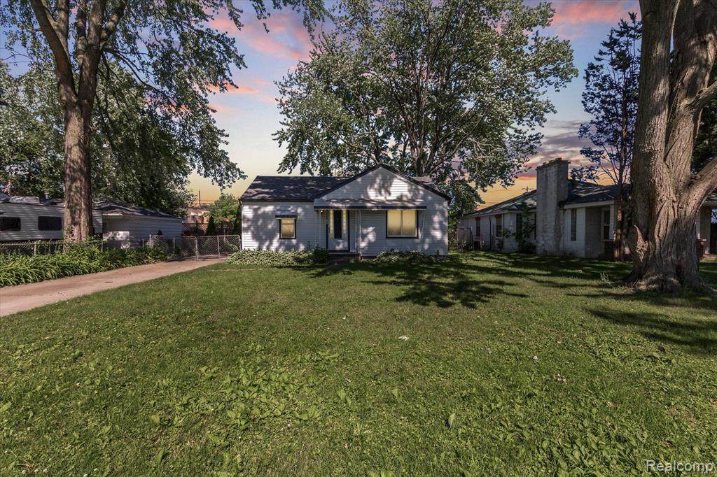 11371 Ziegler - Photo 1