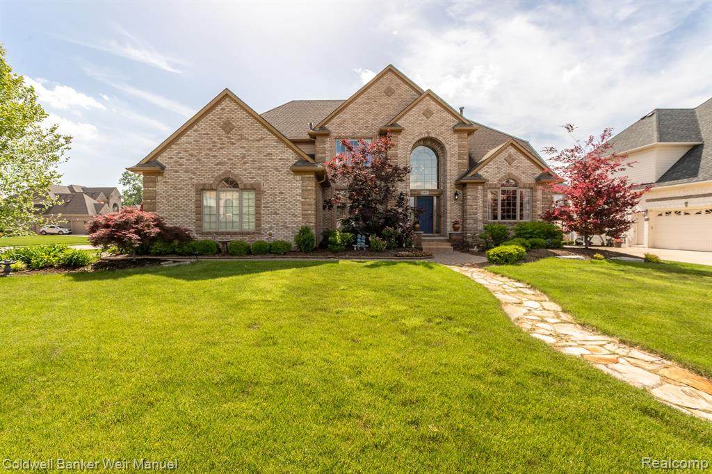20653 Chestnut - Photo 1